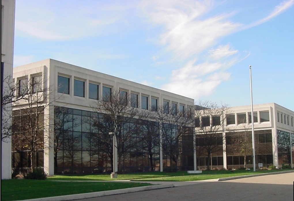 3320 West Market Street, Fairlawn, OH 44333